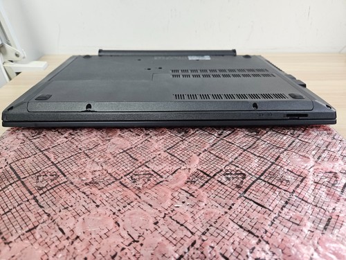 Lenovo B50-70 - i7-4510U - 4Gb Ram - No Storage - Picture 10 of 15