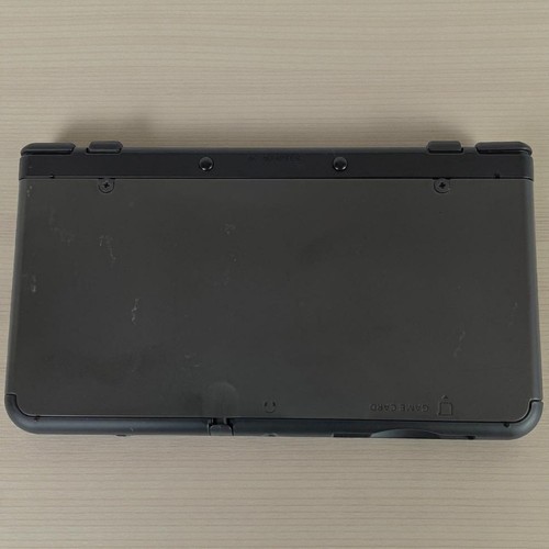 Nintendo new 3DS console Black and White/Black Used RANK A/B Region free from US - Picture 4 of 18