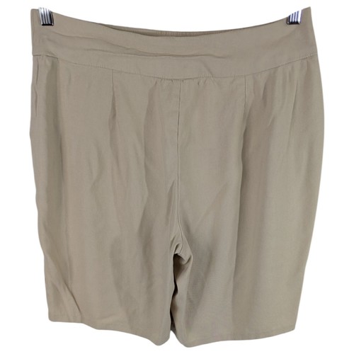 Chicos So Slimming Beige Shorts Size 1 Pull On tummy Panel Measures 32x8.5