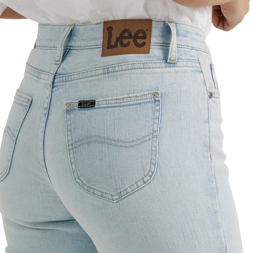Lee Women's Legendary Mid Rise Flare Jean Denim Comfort Bright Blue Day New Nwt - Picture 5 of 7