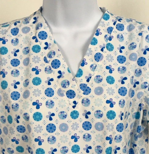 Womens Scrub Top Size S White w Blue Purple Flowers Pockets V neck Short Sleeves - Picture 2 of 14