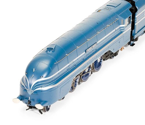 Hornby R30228 LMS Princess Coronation Class 4-6-2 Steam Loco Queen Mary - Era 3 - Picture 5 of 8