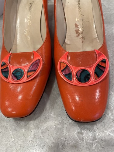 Mr Seymour Designer Orange Shoes 2” heels Size 8.5 N - Picture 4 of 5