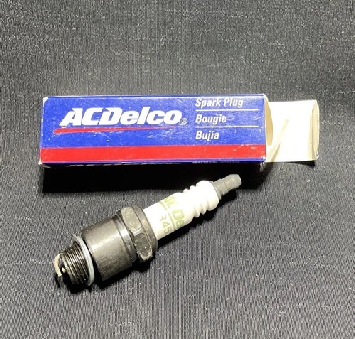 ACDELCO SPARK PLUG. P/N R45S. New In Package