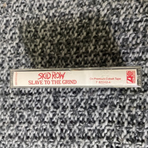 Skid Row Cassette Tape. Slave To The Grind 1991 V. G Original - Picture 4 of 4