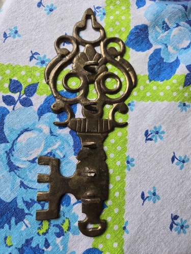 Portachiavi vintage in ottone con 5 ganci larghi 7" - Foto 4 di 4