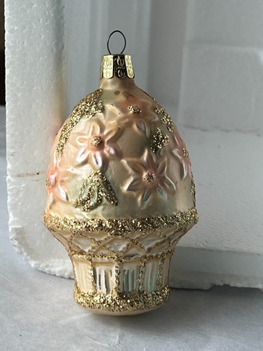 Christmas ornament glass Czech Republic basket of flowers MAX1927