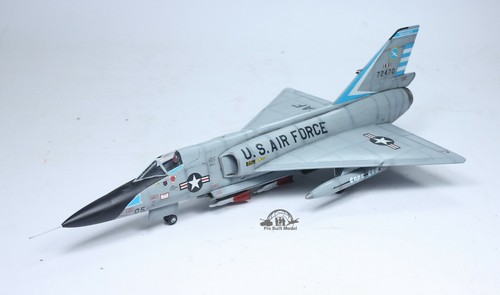 (Pre-Order) USAF F-106A Delta Dart 1:72 Pro Built Model - Picture 1 of 12