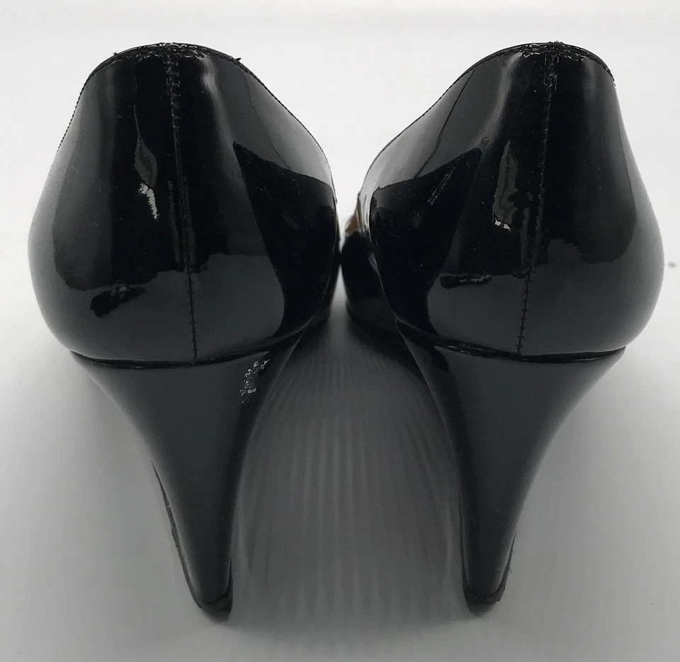 Zapatos de salón Christian Louboutin negros punta redonda charol cuña talla 38 Foto 4 de 4