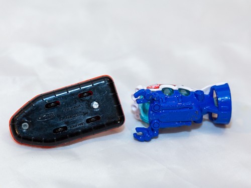 Matchbox Maßstab 1:64 Hovercraft Patrol 2000 rot weiß / Deep Diver SEARCH SALVAGE - Bild 7 von 9