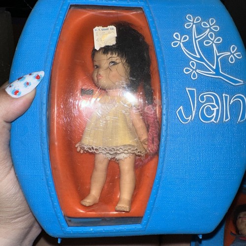 VINTAGE REMCO "JAN" DOLL IN CARRY CASE 2x - Picture 2 of 10