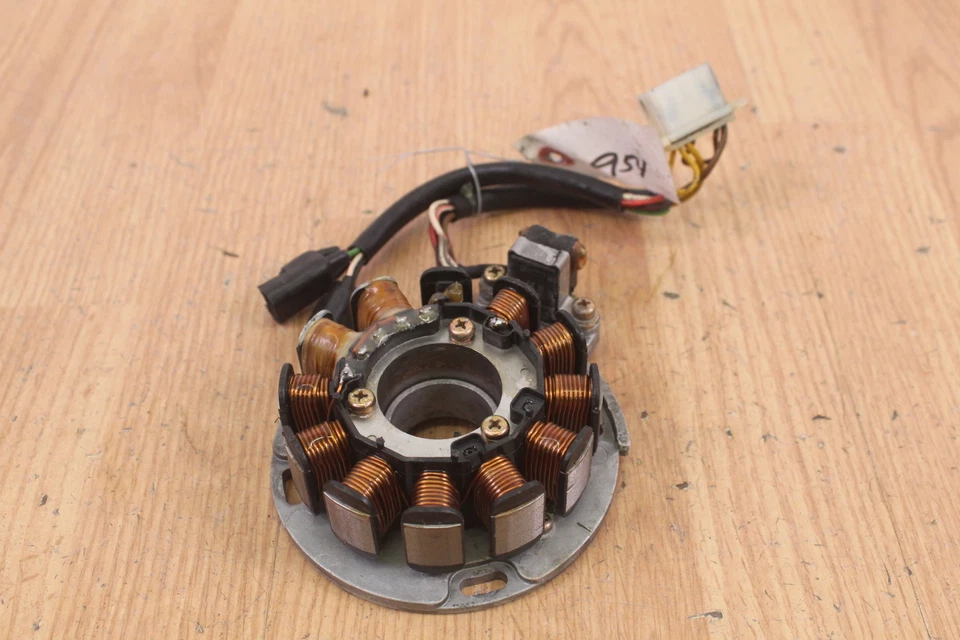 Estator de escape vertical Polaris RMK 800 2004 Foto 2 de 4