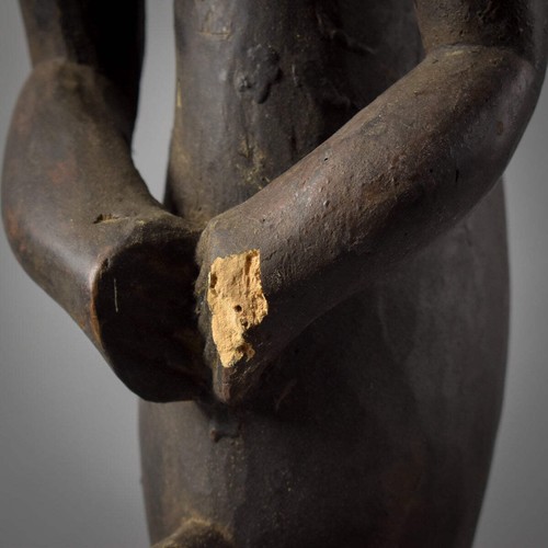Statuina reliquiario seduto Fang Byeri maschio Gabon - Foto 5 di 12