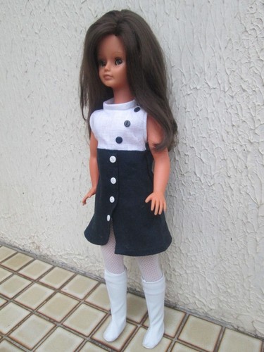 robe bi-colore + bottes pour Cathie, Cathy Bella, ou autre poupée identique - Photo 2/7