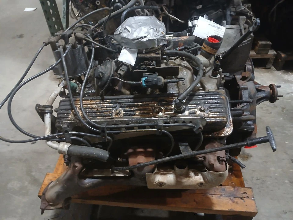 Engine 8-350 5.7L Gasoline VIN K 8th Digit Fits 87-96 CHEVROLET 30 VAN 31319072 - Image 3 of 4
