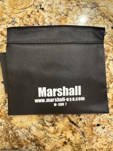 Marshall M-CT7 7” HDMI VGA LCD Field Monitor w/ Sunshade And Storage Bag - Picture 5 of 7
