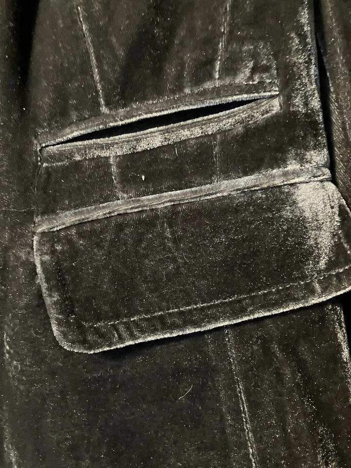 Grey Velvet Jacket BNWT Size 18 - Image 4 of 4