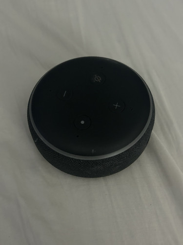 Amazon Alexa - Picture 1 of 4