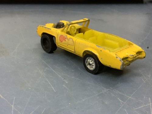 Vintage Remco The Monkees Monkeemobile 1/64 Diecast Car Missing Roof Hubcaps - Picture 6 of 8