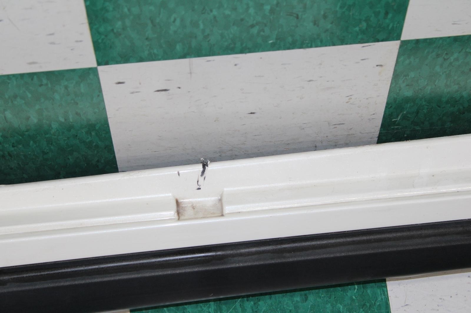 *GASH* 14-17 GHIBLI Bianco White Passenger RH Rocker Moulding Side Skirt Body OE