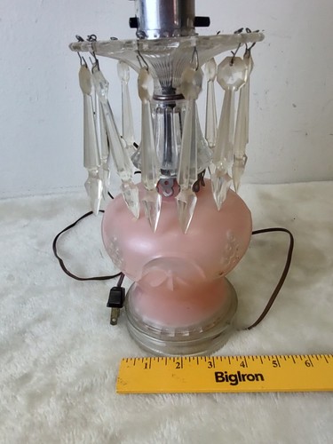 Vintage 40er Jahre Shabby Chic Rosa Milchglas Kunstglas Boudoir Tischlampe Acryl Prismen - Bild 9 von 11