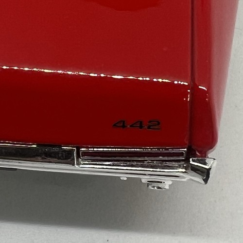 Imperfect 1:24 Diecast Car Welly RED 1968 OLDSMOBILE 442 No. 24024 No Box AS-IS - Picture 10 of 18