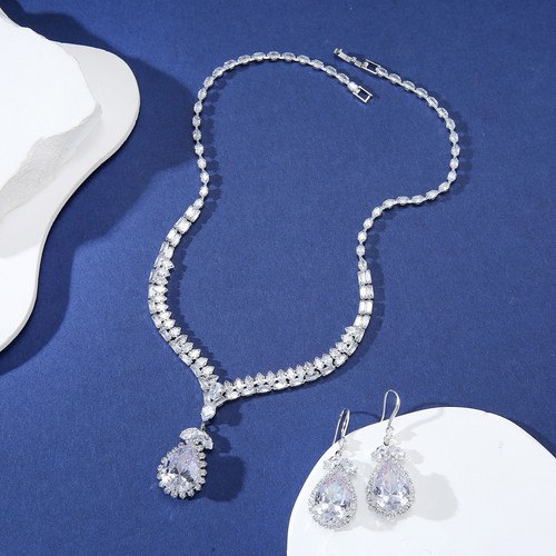 Juego de collar y pendientes nupciales de circonita cúbica - Imagen 1 de 5