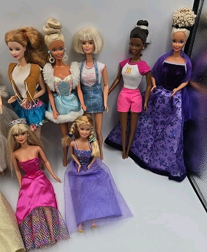 Barbie Puppe Konvolut Vintage 1966-1998 mit Vintage Kleidung & Zubehör - Ohrringe - Bild 13 von 13