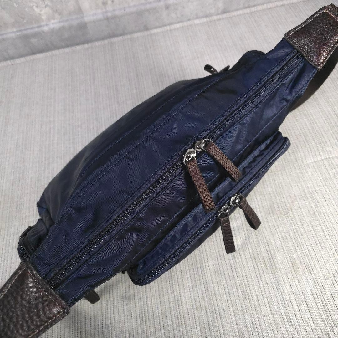 Level PORTER PLAN Shoulder Bag - image 13