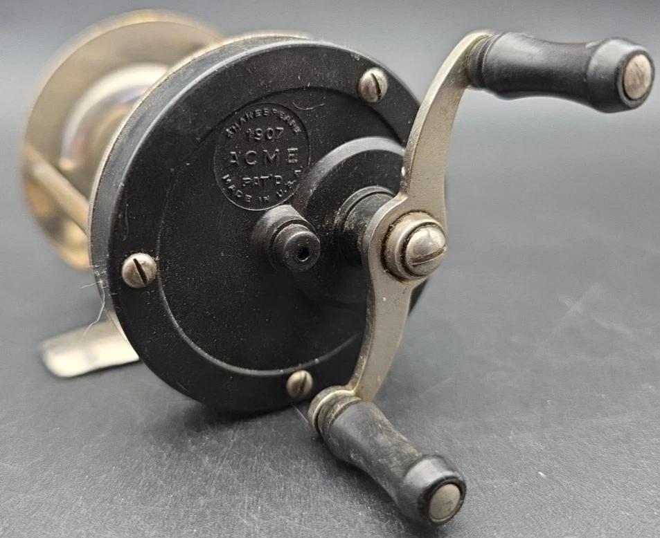 Shakespeare Baitcasting Reel In Vintage Casting Fishing Reels for