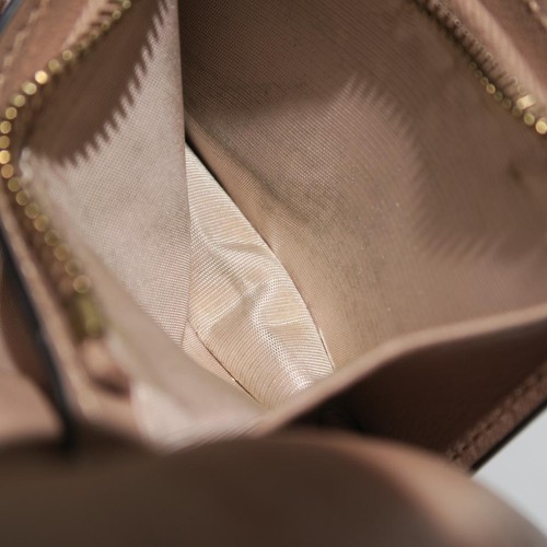 Valentino Women Wallet Garavani V Logo Compact Mini Limited Edition VHTF Popular - Picture 6 of 6