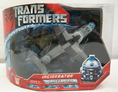 Transformers Incinerator Voyager Class Decepticon Action Figure  TY