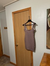 Pretty Little Thing NWT Size 6 w/Checkerboard Print Sleeveless Bodycon Dress