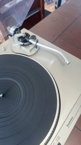 VINTAGE Technics SL-D202 Direct Drive Turntable WORKING PLEASE READ - Picture 4 of 8