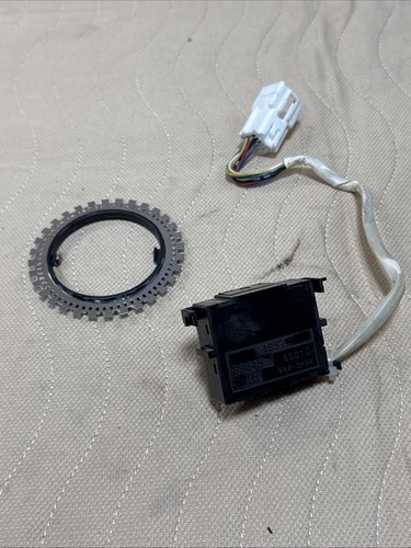 Toyota Genuine LAND CRUISER 100 UZJ100 Steering Position Angle Sensor 8924560010 - Picture 8 of 9