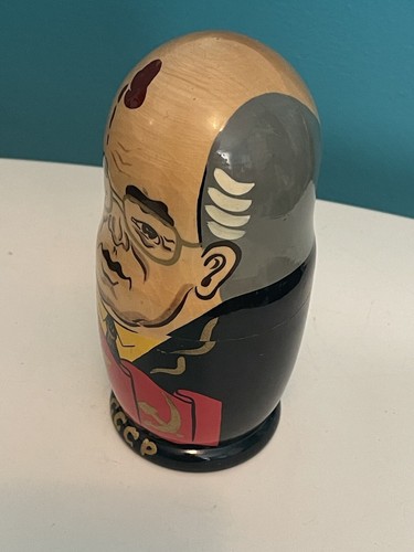 Wooden Nesting Dolls , Vintage 5 Total - Picture 2 of 10