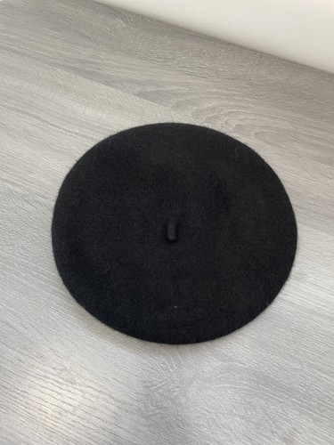 Nordstrom Rack Black Classic Felt Wool Beret - Picture 2 of 4
