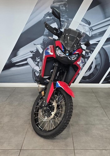 2024 Honda Africa Twin DCT - Picture 2 of 10