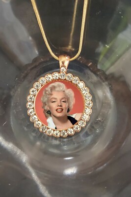 ★Hobbs London★ マリリン ネックレス Marylin Necklace Marilyn Monroe Necklace with bling rhinestones pendant great