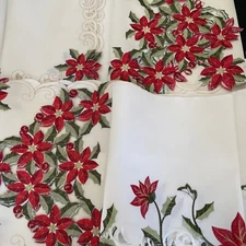 Christmas Poinsettia Embroidery Cutwork Dining Table Placemat Runner Mantle