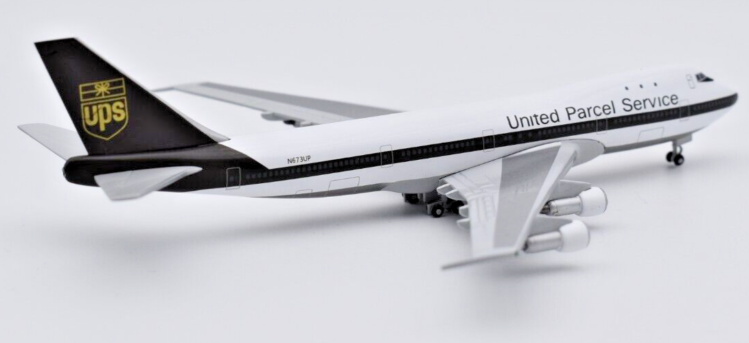 Airplane Herpa Wings 1/500 UPS Airlines Boeing 747-100F – N673UP