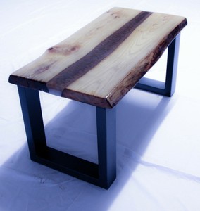 Dettagli Su Tavolo Legno E Resina Tavolino Salotto Design In Noce E Resina