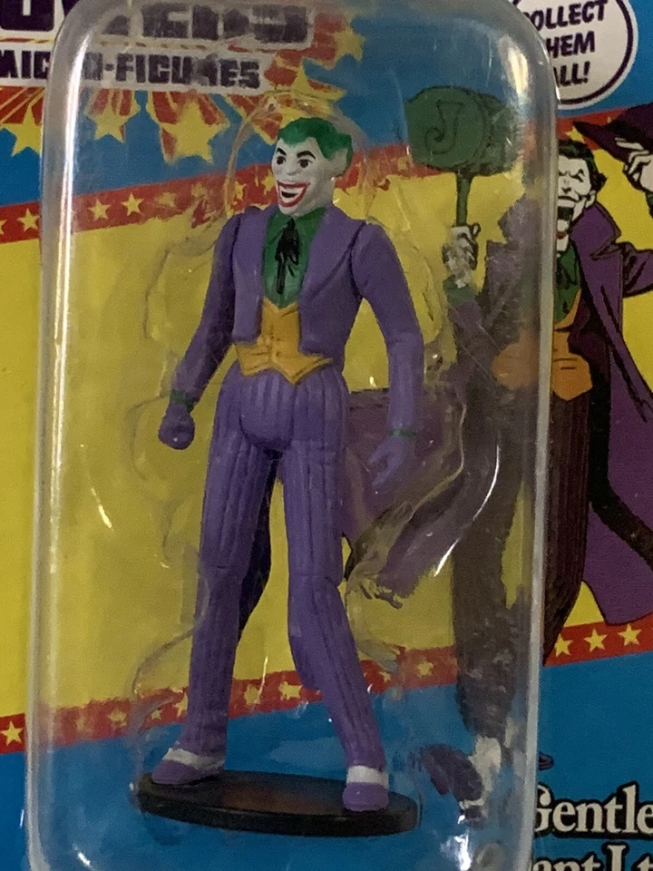 Gentle Giant Ltd. DC Comics Super Powers Mico-Figure The Joker 2017 Novo Selado - Imagem 2 de 3