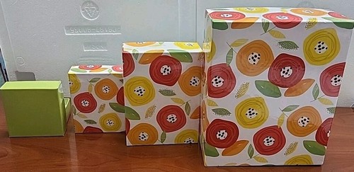 Set Of 4 Nesting Boxes, Storage, Gift Box. Flowers. Green/white - Picture 3 of 5