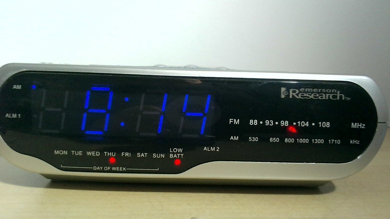 Emerson Research Model CKS1850 SmartSet Dual Alarm Clock Radio AM/FM WORS eBay