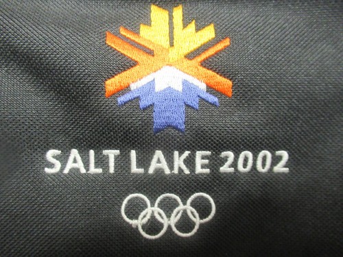 2002 Winter Olympics VOLUNTEER GEAR cap & unisex shoulder bag - Picture 2 of 8
