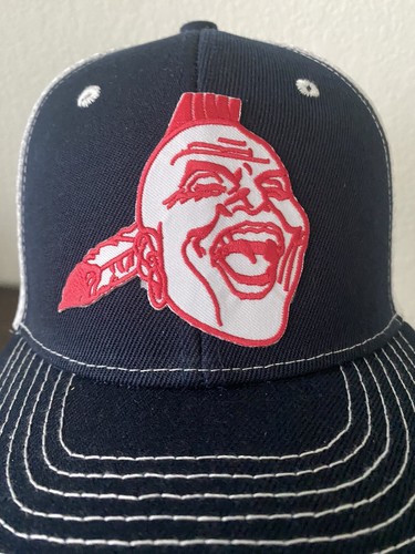 ATLANTA BRAVES CLASSIC THROWBACK LOGO TRUCKER SNAPBACK BLUE & WHITE HAT CAP NEW - Picture 2 of 6