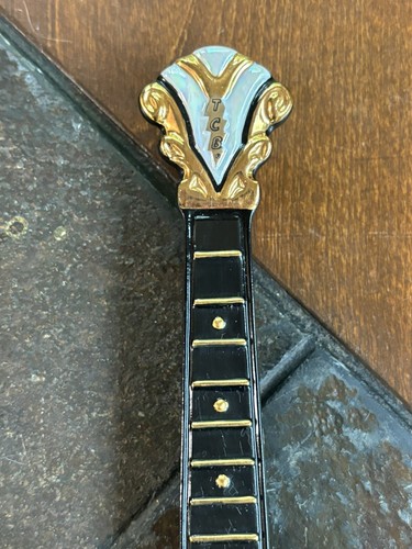 (2) Bradford Exchange ELVIS PRESLEY Guitar Plates The Superstar & Aloha Hawaii - Picture 6 of 12