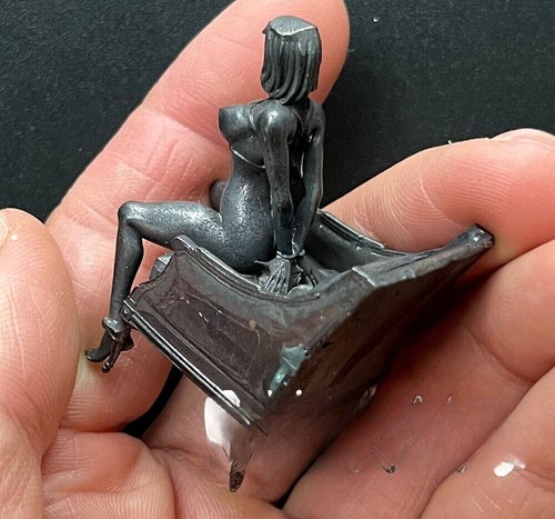 China bronze Kidnapped Sofa Girl mini Statue Art Beauty Model Figurine Artwork - Picture 6 of 6