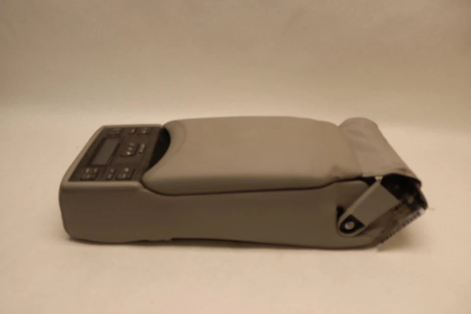 Cubierta de reposabrazos de consola central trasera Lexus LS460 2007-2008 con controles de clima OEM Foto 4 de 4